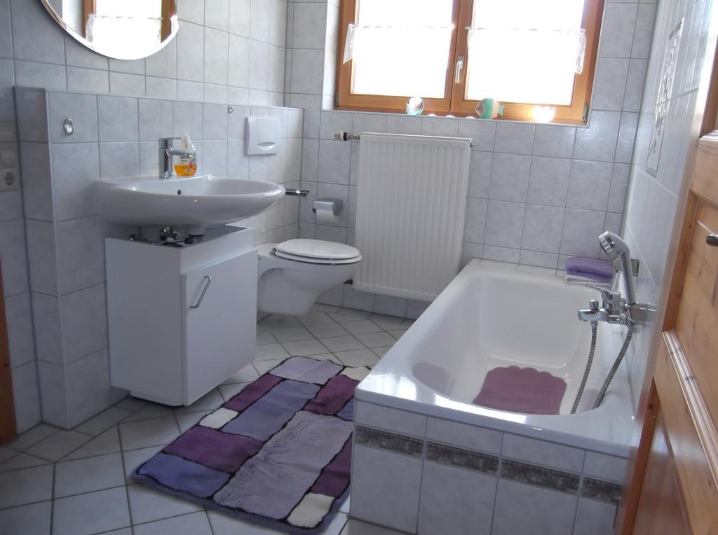 Ferienwohnung Luzia Eichstegen Bagian luar foto